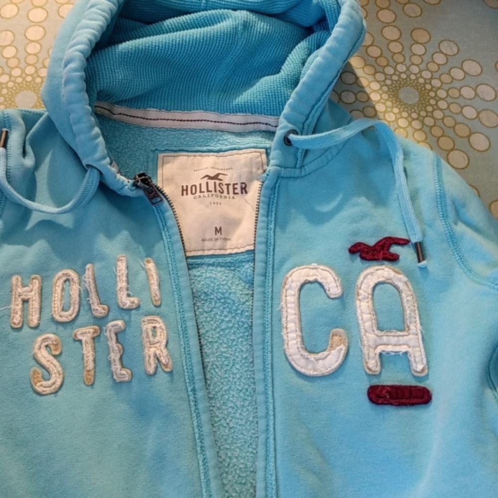 Hollister sweatshirt